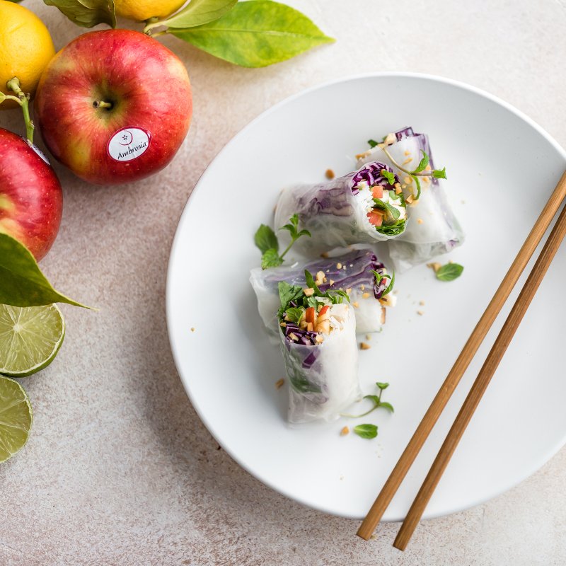 Frühlingsrollen mit Hähnchen und Ambrosia™-Apfel / Mela Ambrosia Frühlingsrollen mit Hähnchen und Ambrosia™-Apfel / Mela Ambrosia